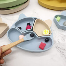 New silicone baby tableware, silicone baby feeding sets, removable puppy silicone plate, baby cartoon suction cup, silicone food bowl spoon set
